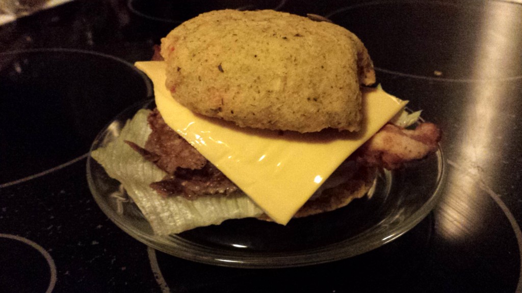 Itsetehdyt burgerit
