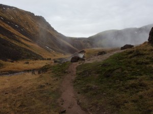 Maastopyöräilyä Islannissa