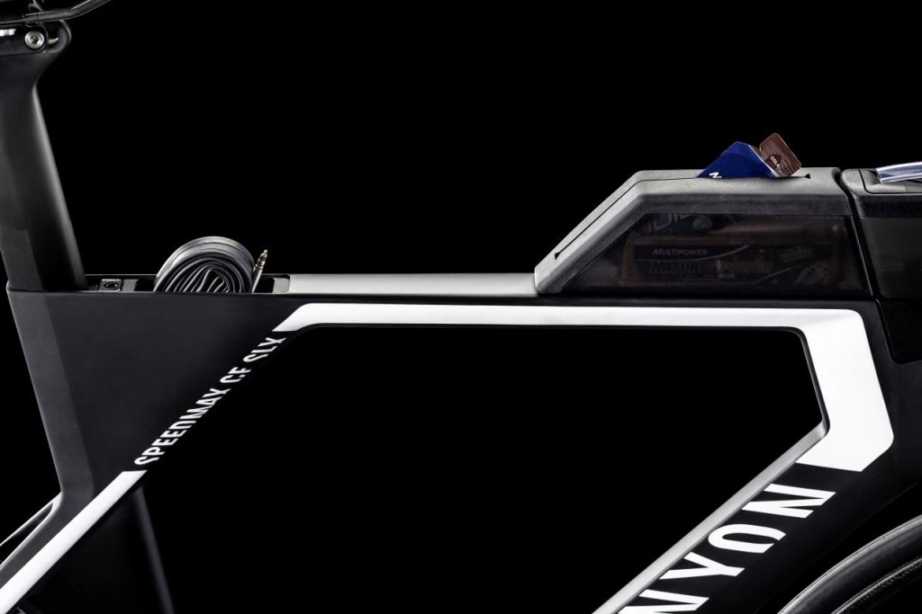 Canyon Speedmax CF SLX