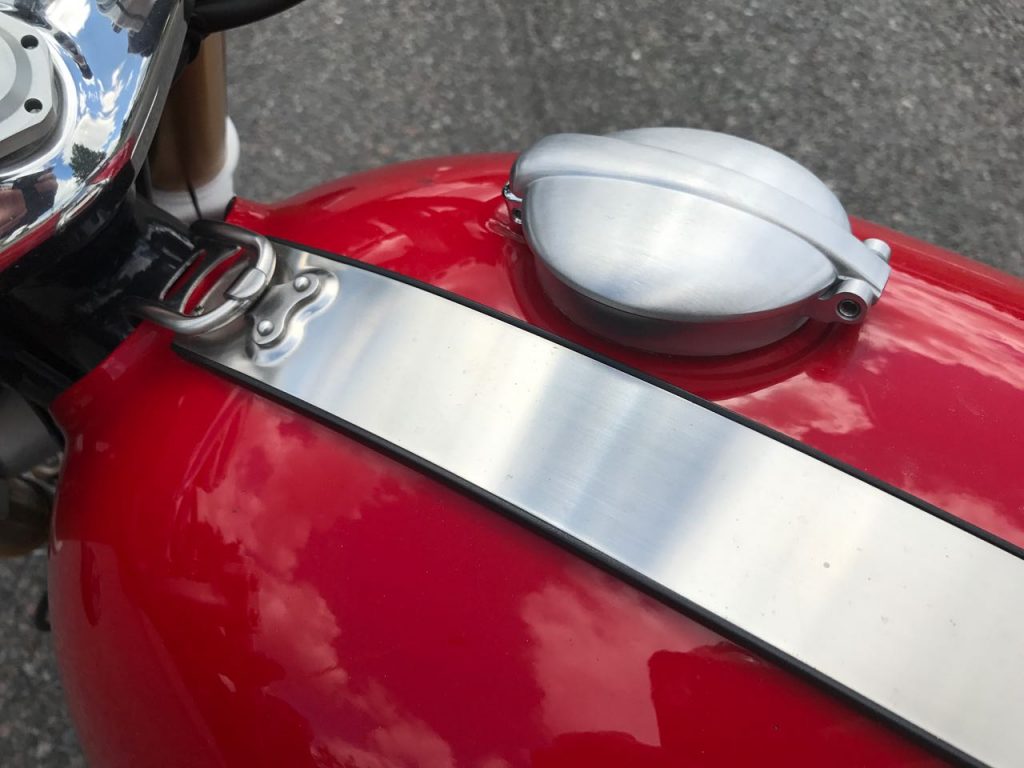 Triumph Thruxton R